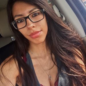 Meet your Posher, Briana